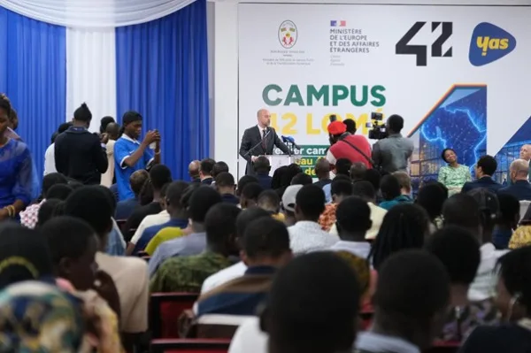 Togo-France : Campus 42 ouvre ses portes à Lomé