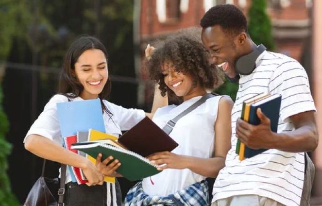 Après le Bac 2 au Togo : les filières qui offrent vraiment des débouchés en 2026